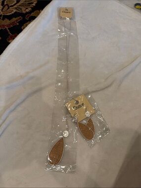 Tan Teardrop Necklace and Earring Set